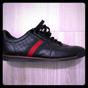 Gucci sneaker 10.5 US